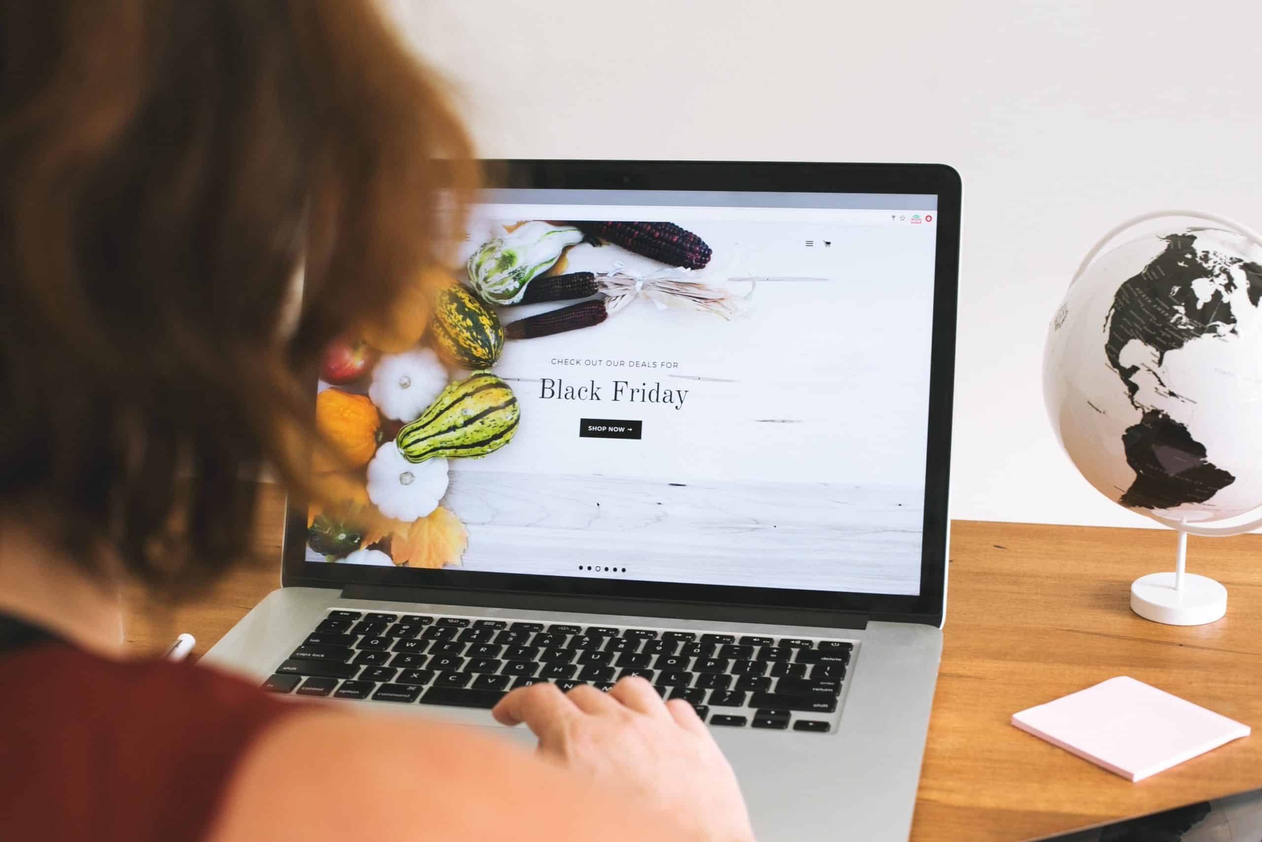 black friday online store 4460x4460